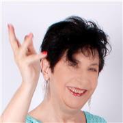 Me dedico a enseñar en clases particulares desde hace más de 10 años, me adapto a las necesidades del alumno, mis clases sin interesantes y divertidas. Doy clases presenciales y online